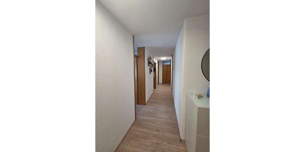 Etagenwohnung Stuttgart Degerloch - 3 Zimmer, 84 m&sup2;, 1.987&euro; | Angebot:26431322