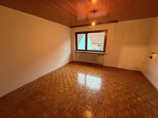 Einfamilienhaus Volkach Eichfeld - 6 Zimmer, 160 m&sup2;, 1.500&euro; | Angebot:26273088