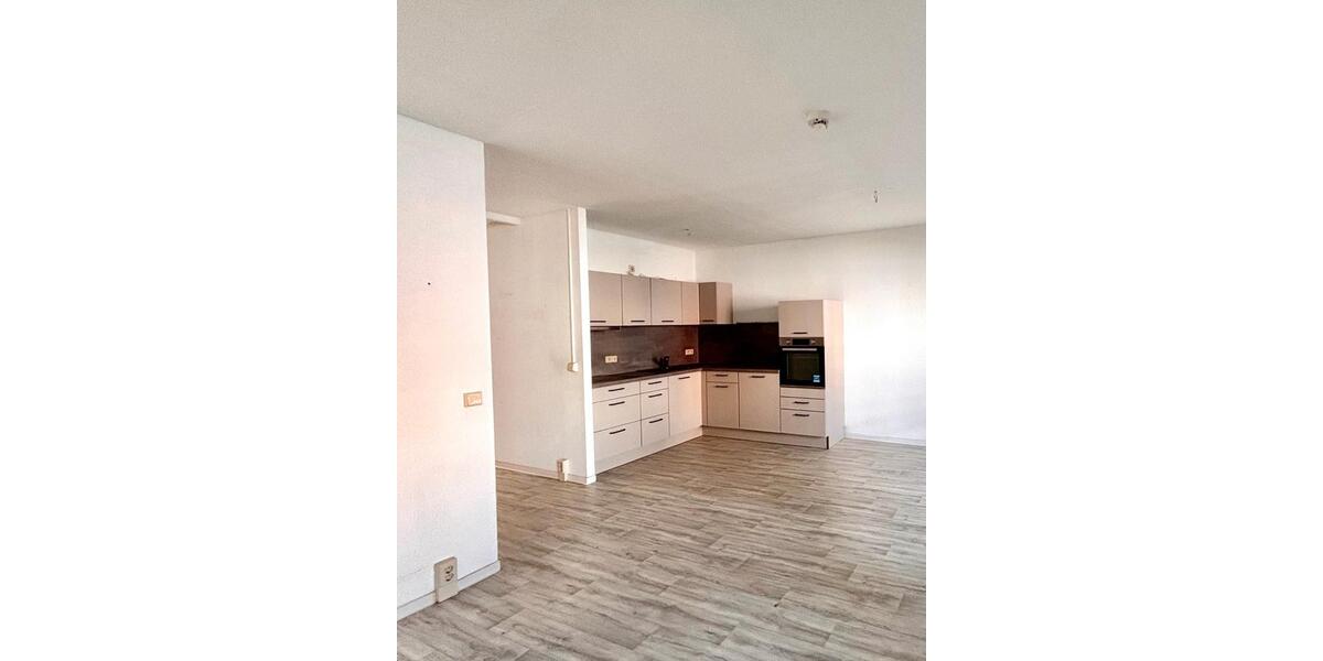 Erdgeschoßwohnung Suhl - 3 Zimmer, 70 m&sup2;, 400&euro; | Angebot:19517504