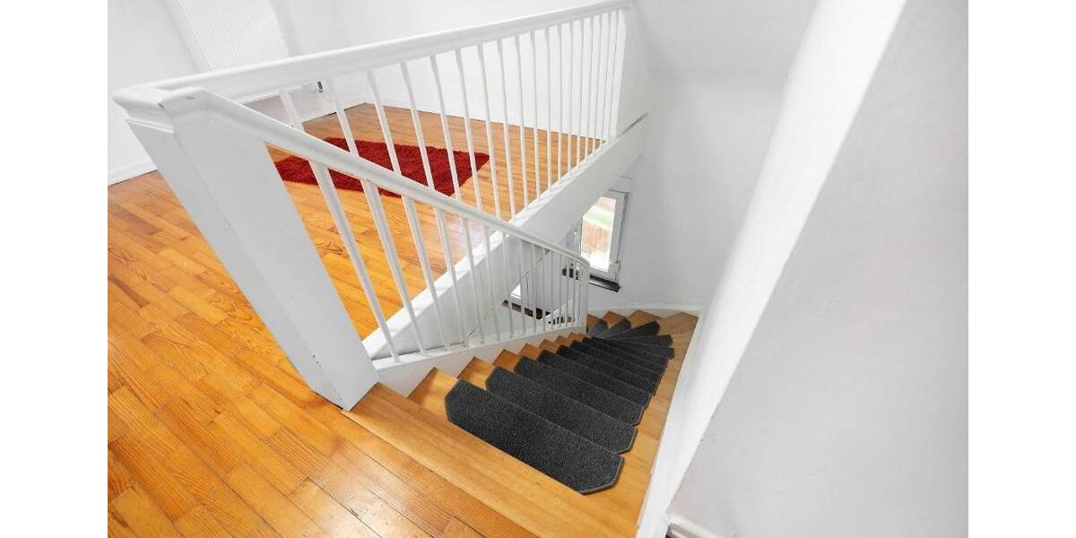 Dachgeschoßwohnung Tholey - 3 Zimmer, 87 m&sup2;, 650&euro; | Angebot:23689562