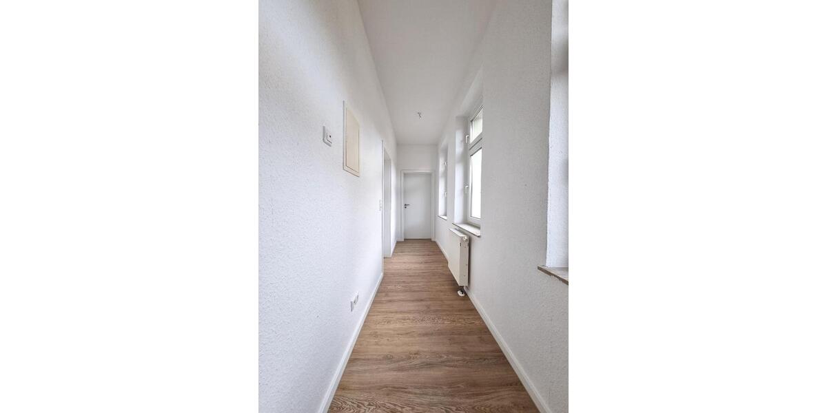 Etagenwohnung Köthen (Anhalt) - 2 Zimmer, 70 m&sup2;, 300&euro; | Angebot:25977963