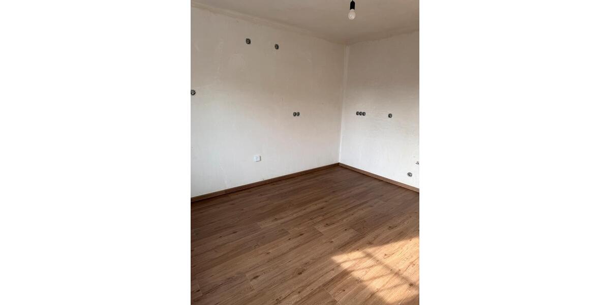 Dachgeschoßwohnung Alsdorf - 4 Zimmer, 110 m&sup2;, 1.050&euro; | Angebot:24848996