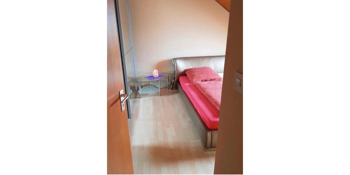 Wohnen auf Zeit Nürnberg Langwasser - 1 Zimmer, 14 m&sup2;, 150&euro; | Angebot:26035091