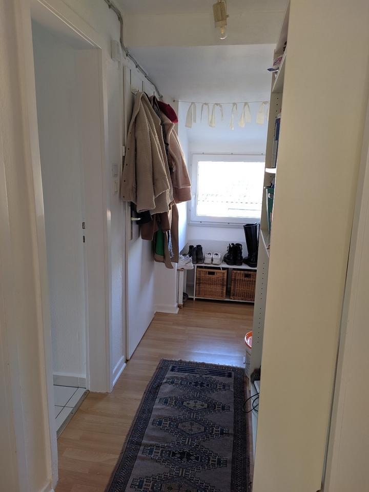 Zimmer zur Zwischenmiete abzugeben