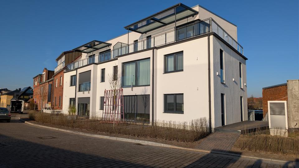 Moderne 3-Zi.-Wohnung im EG in traumhafter Lage mit Elbblick 3 zimmer