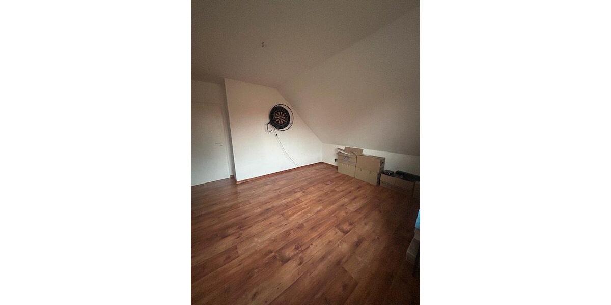 Dachgeschoßwohnung Spelle - 3 Zimmer, 85 m&sup2;, 690&euro; | Angebot:26048290