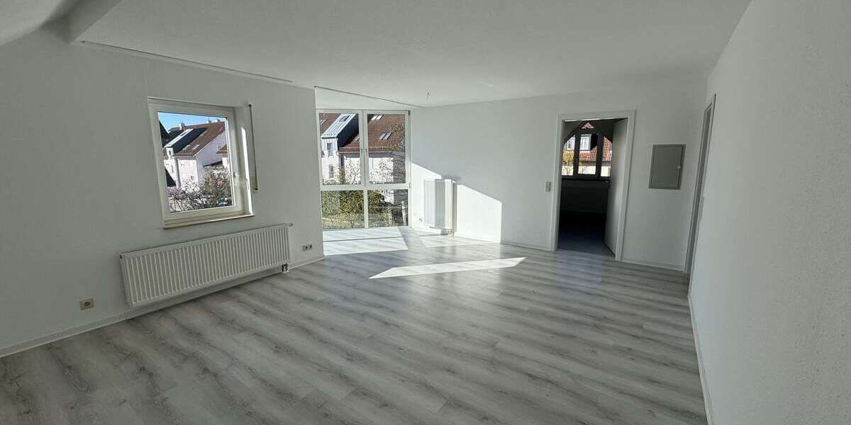 Etagenwohnung Crailsheim - 4.5 Zimmer, 90 m&sup2;, 985&euro; | Angebot:26295197