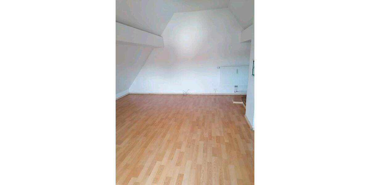 Dachgeschoßwohnung Teningen - 1 Zimmer, 50 m&sup2;, 850&euro; | Angebot:25253409