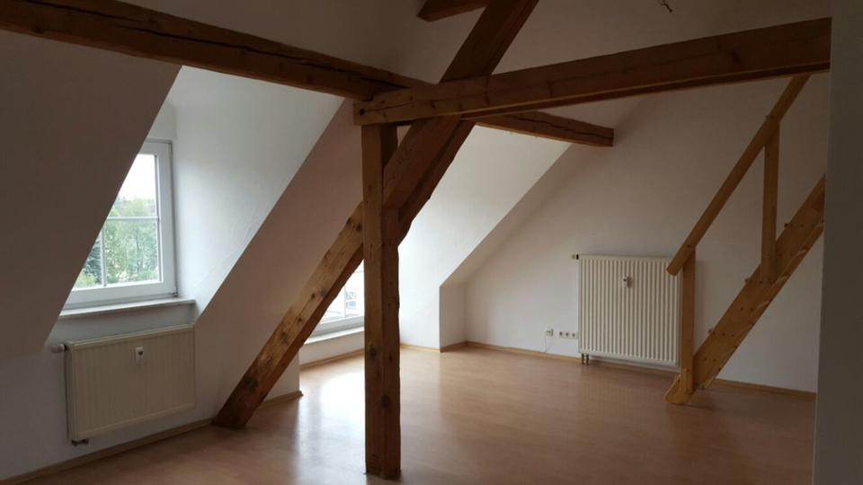 Dachgeschoßwohnung Waldsassen - 3 Zimmer, 90 m&sup2;, 490&euro; | Angebot:24754005