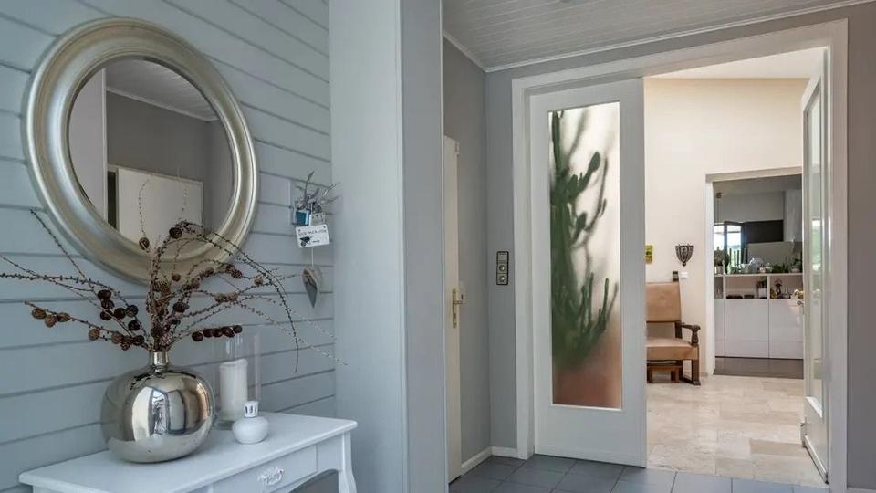 Wohnen auf Zeit Taunusstein - 3 Zimmer, 126 m&sup2;, 2.000&euro; | Angebot:26218137