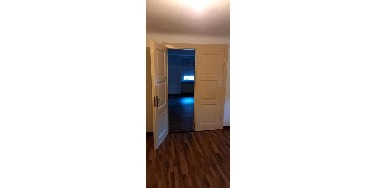 Erdgeschoßwohnung Oschersleben (Bode) - 4 Zimmer, 121 m&sup2;, 890&euro; | Angebot:26586333