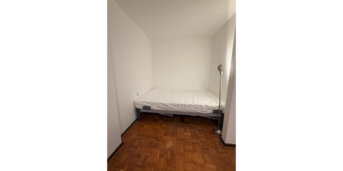 Etagenwohnung Köln Lindenthal - 1 Zimmer, 38 m&sup2;, 1.450&euro; | Angebot:26664032