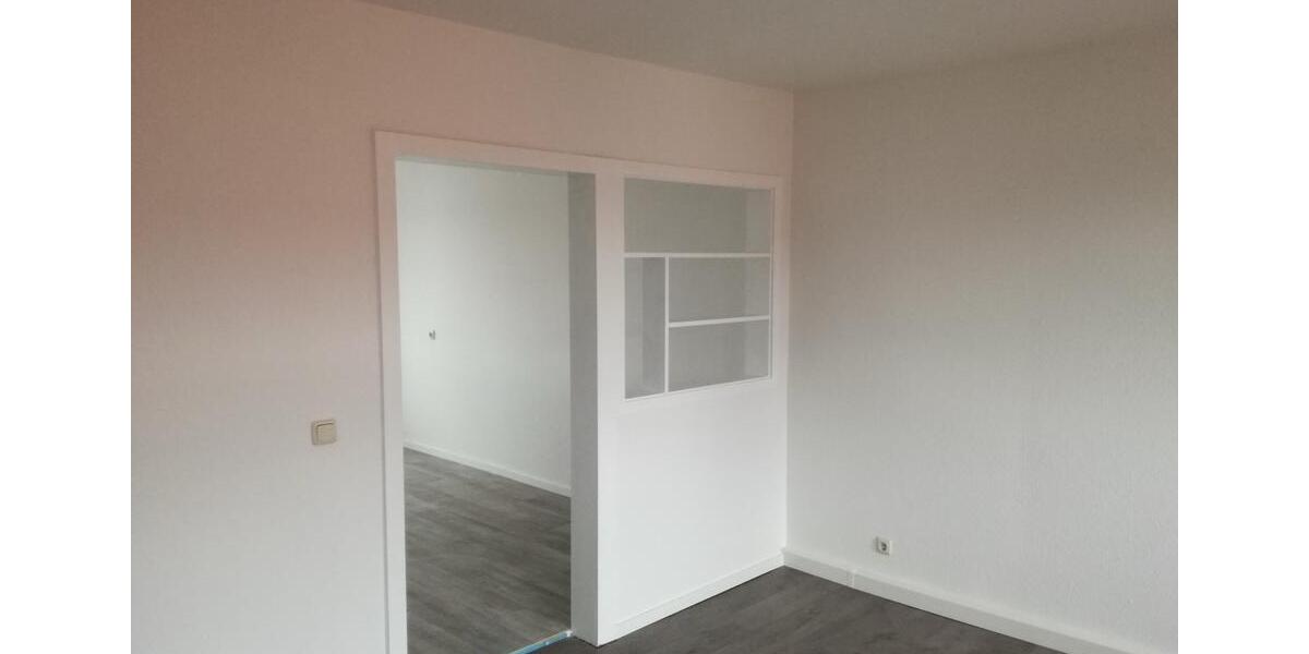 Etagenwohnung Zörbig - 3 Zimmer, 61 m&sup2;, 400&euro; | Angebot:25104008