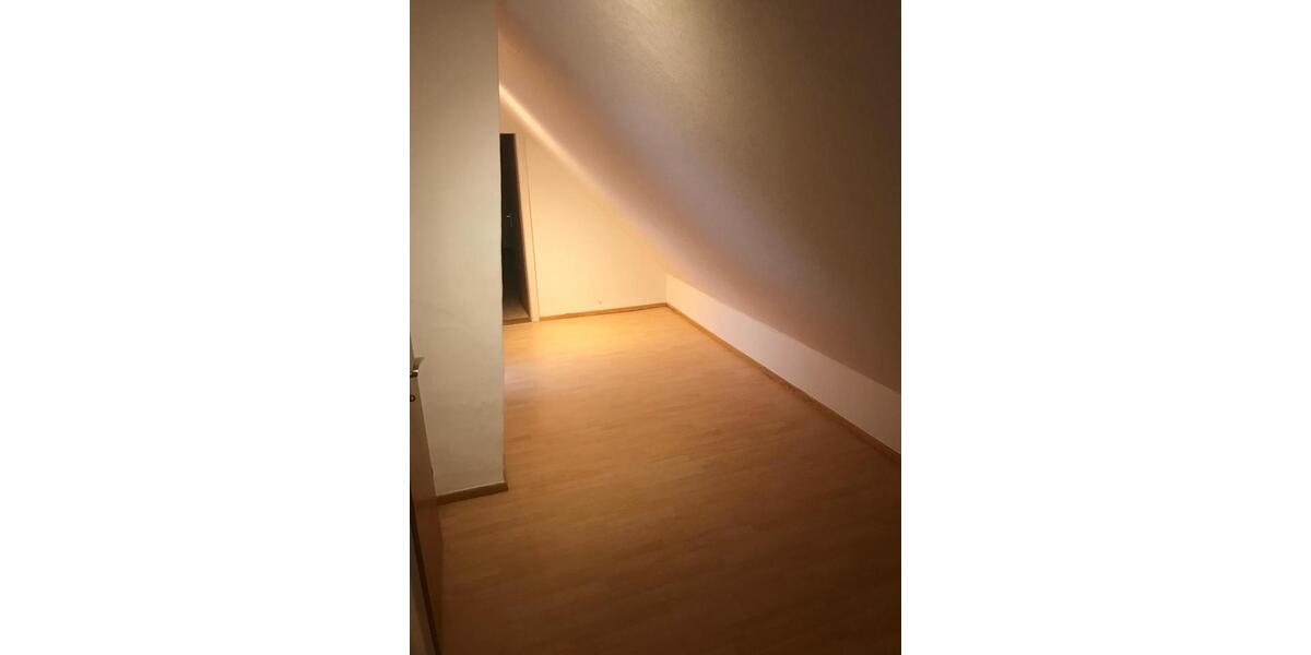 Dachgeschoßwohnung Seesen - 1 Zimmer, 40 m&sup2;, 320&euro; | Angebot:26669439