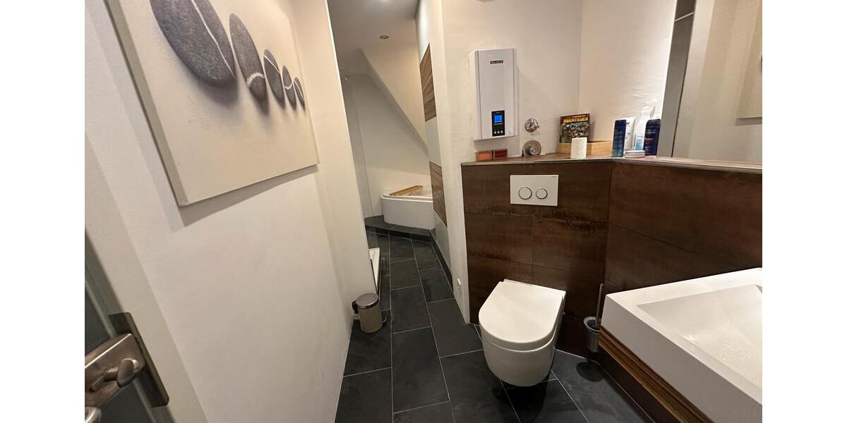 Dachgeschoßwohnung Bad Schönborn - 2 Zimmer, 74 m&sup2;, 1.268&euro; | Angebot:25725071