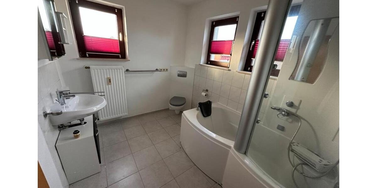 Etagenwohnung Schieder-Schwalenberg Schwalenberg - 2 Zimmer, 80 m&sup2;, 750&euro; | Angebot:24832803