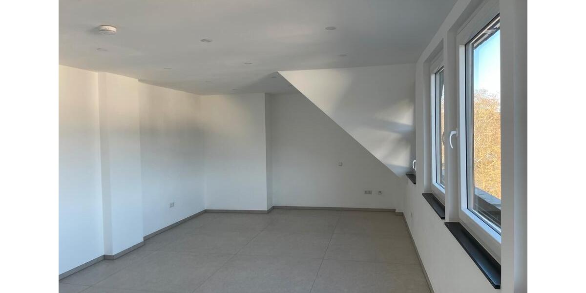 Dachgeschoßwohnung Siegburg - 1 Zimmer, 37 m&sup2;, 852&euro; | Angebot:25274218