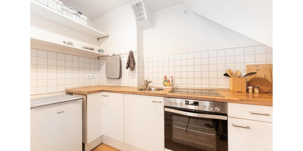 Dachgeschoßwohnung Nürnberg - 2 Zimmer, 48 m&sup2;, 1.000&euro; | Angebot:24363150