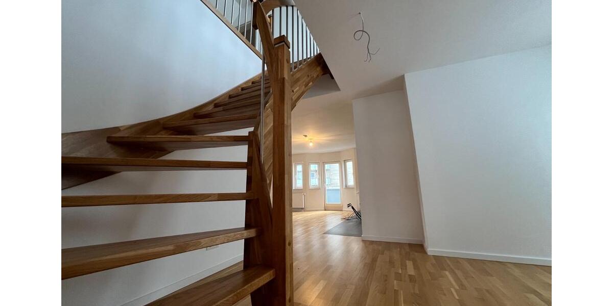 Maisonettenwohnung Viernheim - 4 Zimmer, 146 m&sup2;, 1.700&euro; | Angebot:25649053