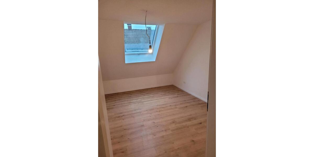 Etagenwohnung Rainau - 4 Zimmer, 112 m&sup2;, 1.100&euro; | Angebot:26030768