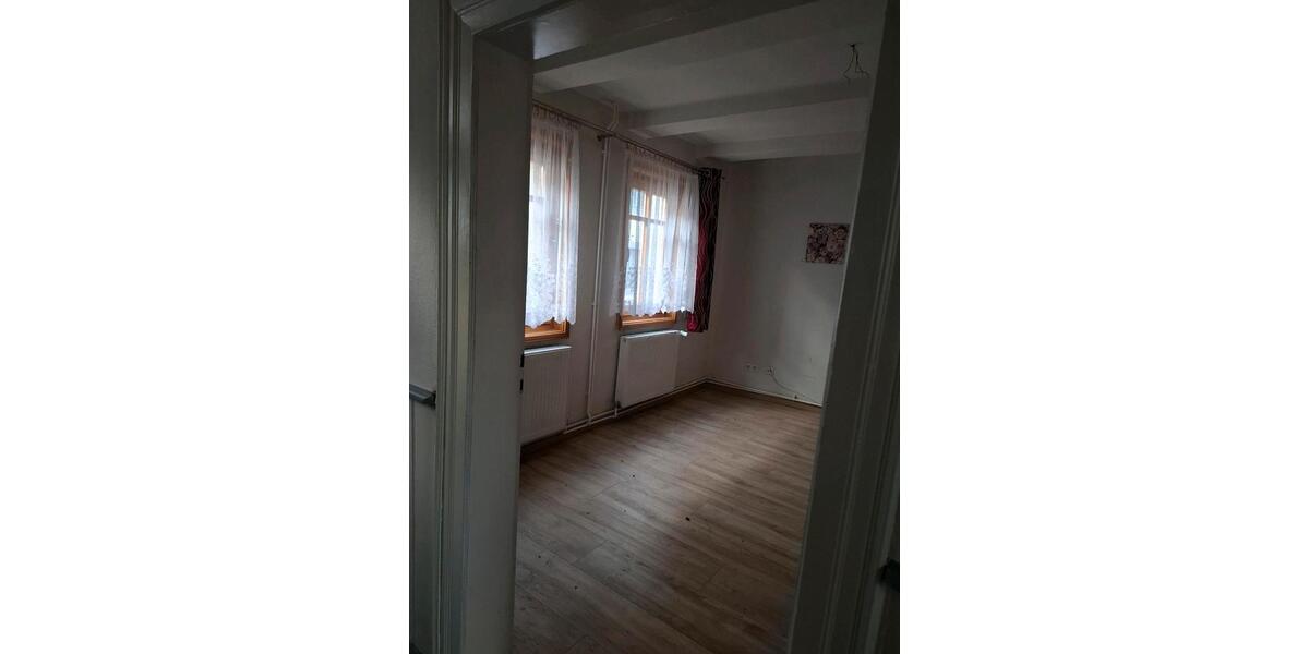 Einfamilienhaus Königslutter am Elm - 9 Zimmer, 165 m&sup2;, 1.100&euro; | Angebot:24640310