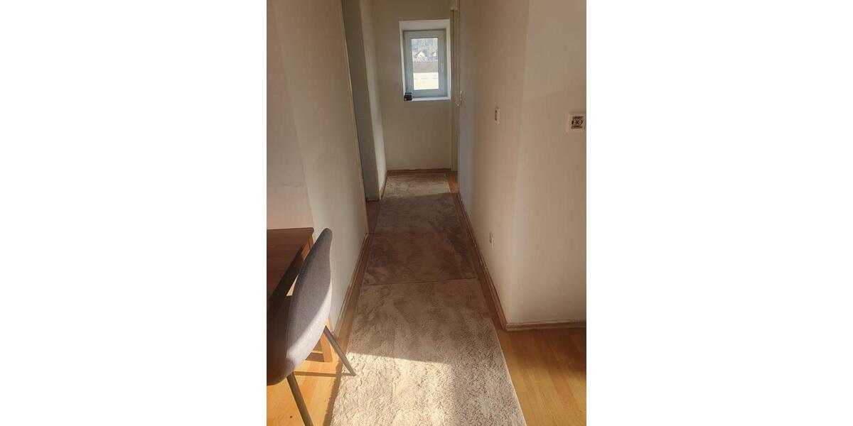 Dachgeschoßwohnung Tengen - 2 Zimmer, 45 m&sup2;, 350&euro; | Angebot:25642660