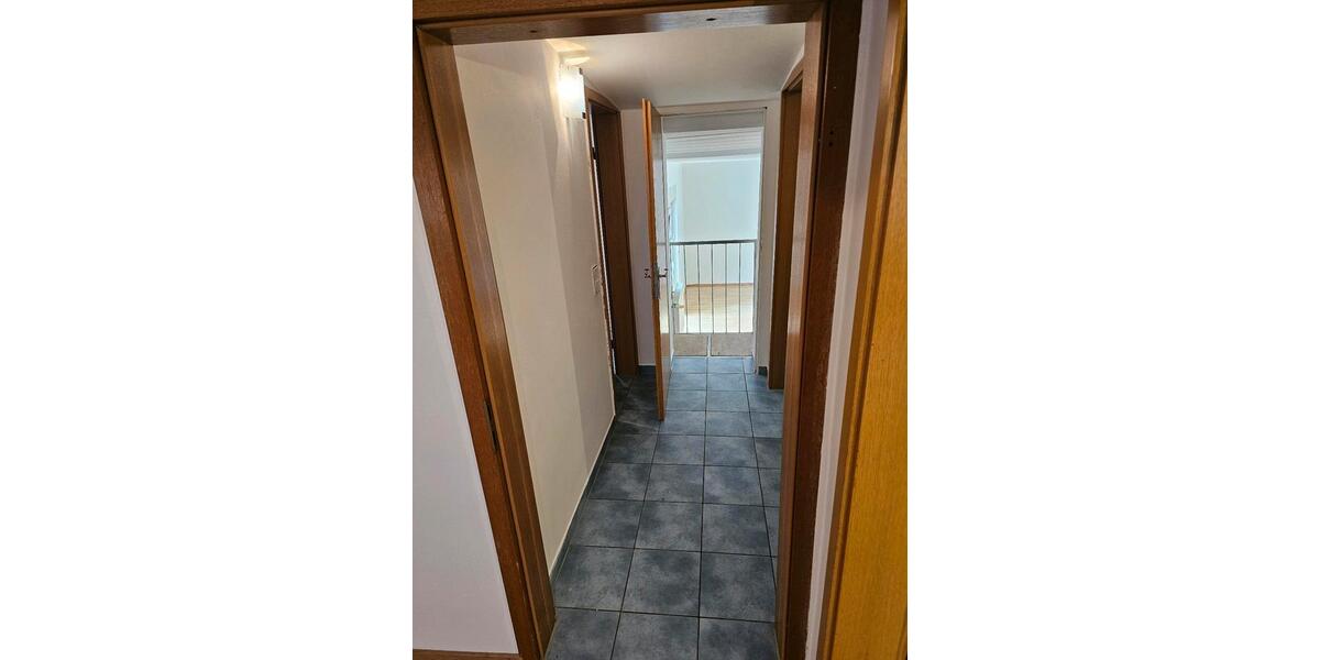 Etagenwohnung Worms - 3 Zimmer, 80 m&sup2;, 790&euro; | Angebot:25017505