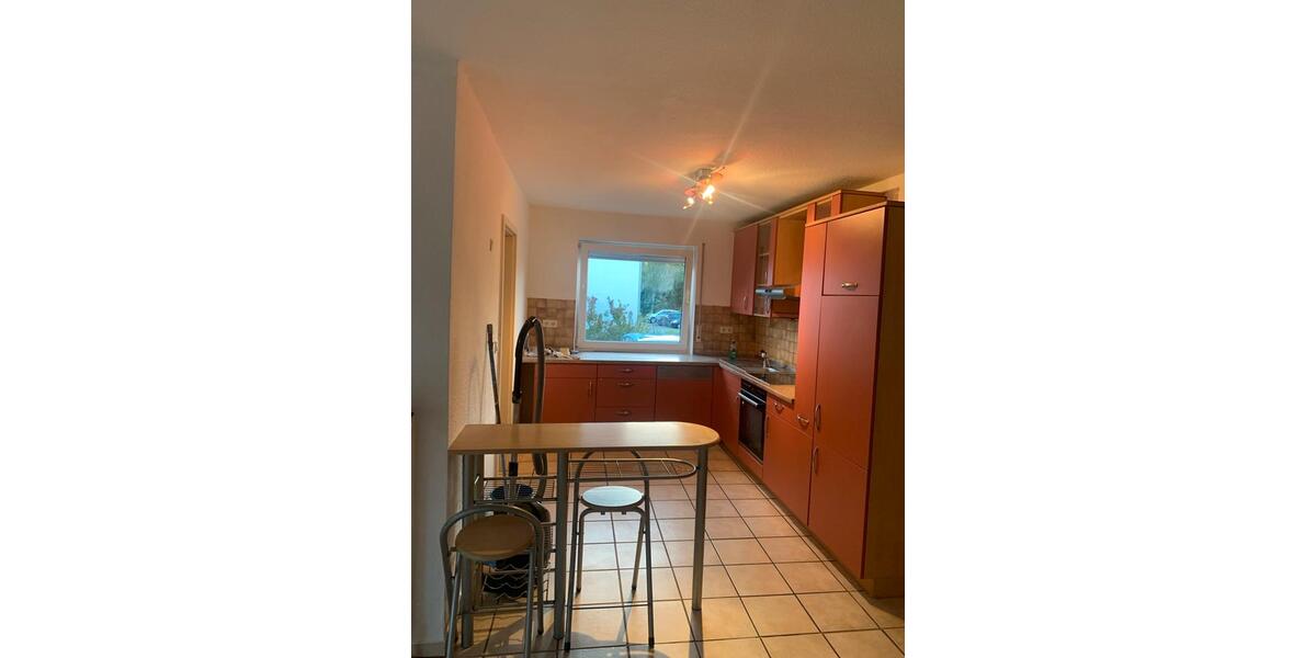 Erdgeschoßwohnung Lage - 3 Zimmer, 89 m&sup2;, 850&euro; | Angebot:26670870