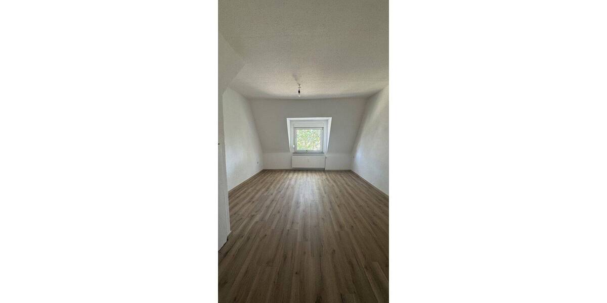 Etagenwohnung Bochum Langendreer - 4 Zimmer, 100 m&sup2;, 950&euro; | Angebot:26916863