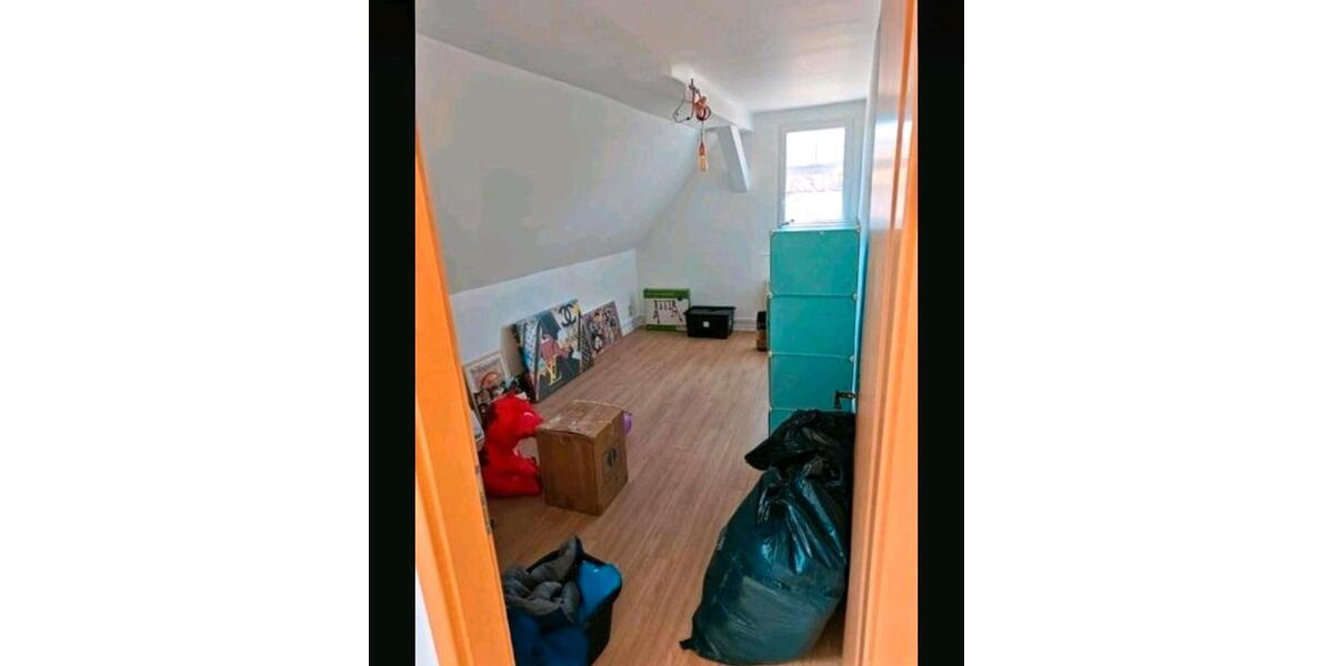 Dachgeschoßwohnung Clausthal-Zellerfeld Zellerfeld - 4 Zimmer, 130 m&sup2;, 800&euro; | Angebot:26376837