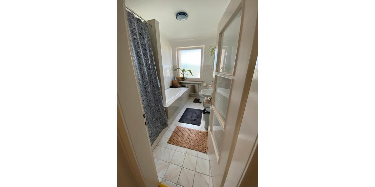 Etagenwohnung Uslar - 3 Zimmer, 95 m&sup2;, 570&euro; | Angebot:25994071