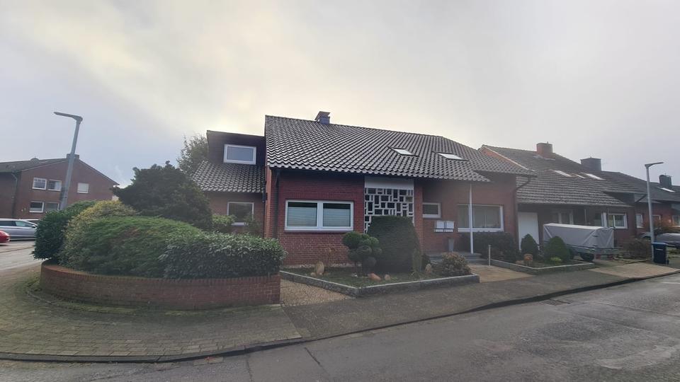 Helle Erdgeschosswohnung (148 m²) mit Garten, Terrasse, Kamin 4 zimmer