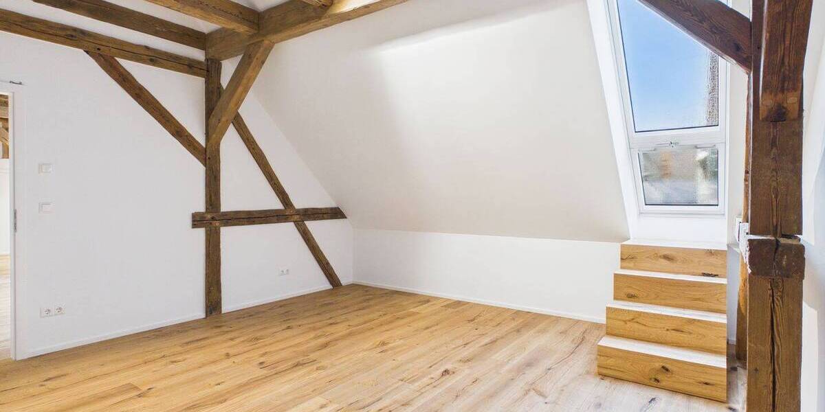 Etagenwohnung Amberg - 2 Zimmer, 95 m&sup2;, 1.420&euro; | Angebot:26187796