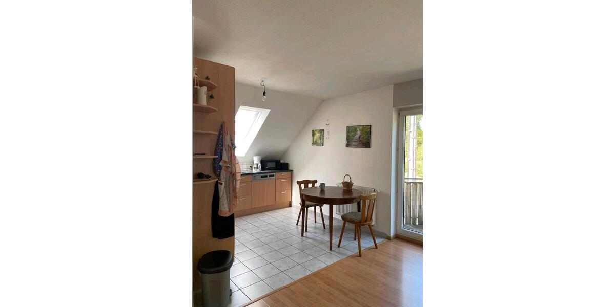 Dachgeschoßwohnung Eisfeld - 3 Zimmer, 69 m&sup2;, 550&euro; | Angebot:24654853