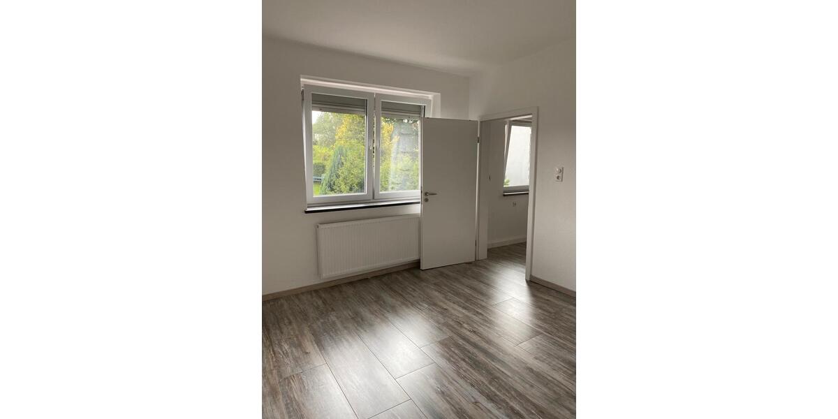 Etagenwohnung Detmold Hiddesen - 1 Zimmer, 60 m&sup2;, 600&euro; | Angebot:26262936