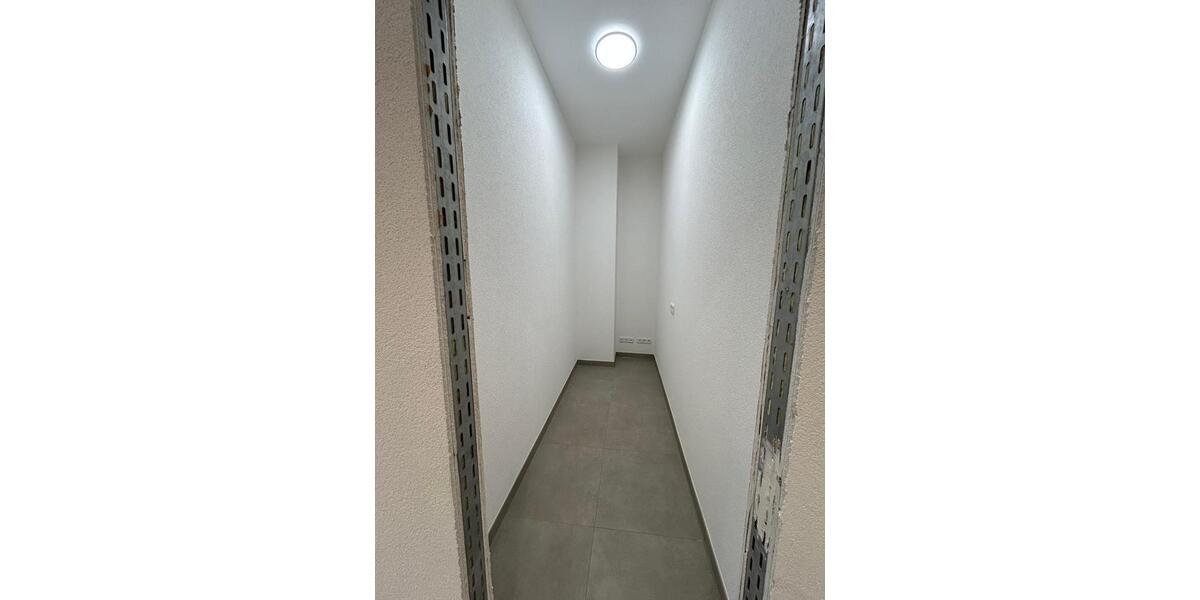 ERSTBEZUG MIT KÜCHE: 4 ZiWhg 106m² mit Balkon in 97944 Schweigern 4 zimmer