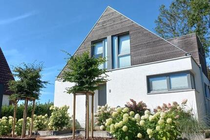 Wohnung Timmendorfer Strand - 3 Zimmer, 90 m&sup2;, 1.700&euro; | Angebot:25452977