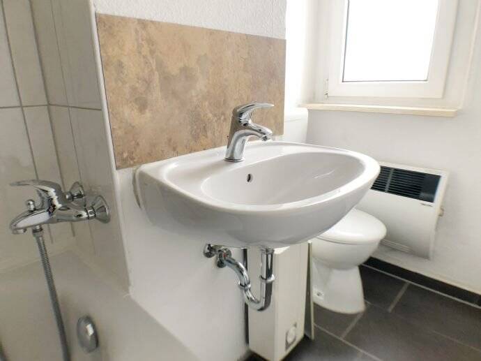 Etagenwohnung Eilenburg Eilenburg-Berg - 2 Zimmer, 49 m&sup2;, 270&euro; | Angebot:26320699