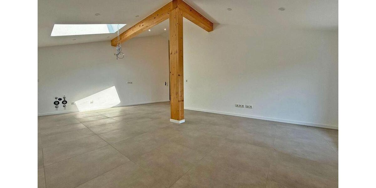 Etagenwohnung Altenmarkt an der Alz - 3 Zimmer, 71 m&sup2;, 990&euro; | Angebot:24781861