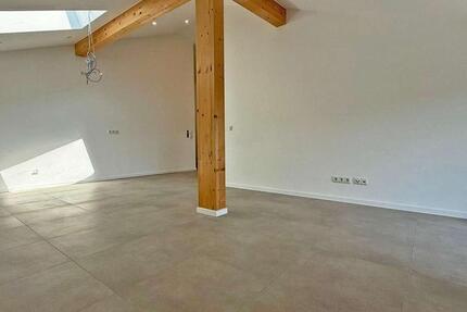 Wohnung Altenmarkt an der Alz - 3 Zimmer, 71 m&sup2;, 990&euro; | Angebot:24781861