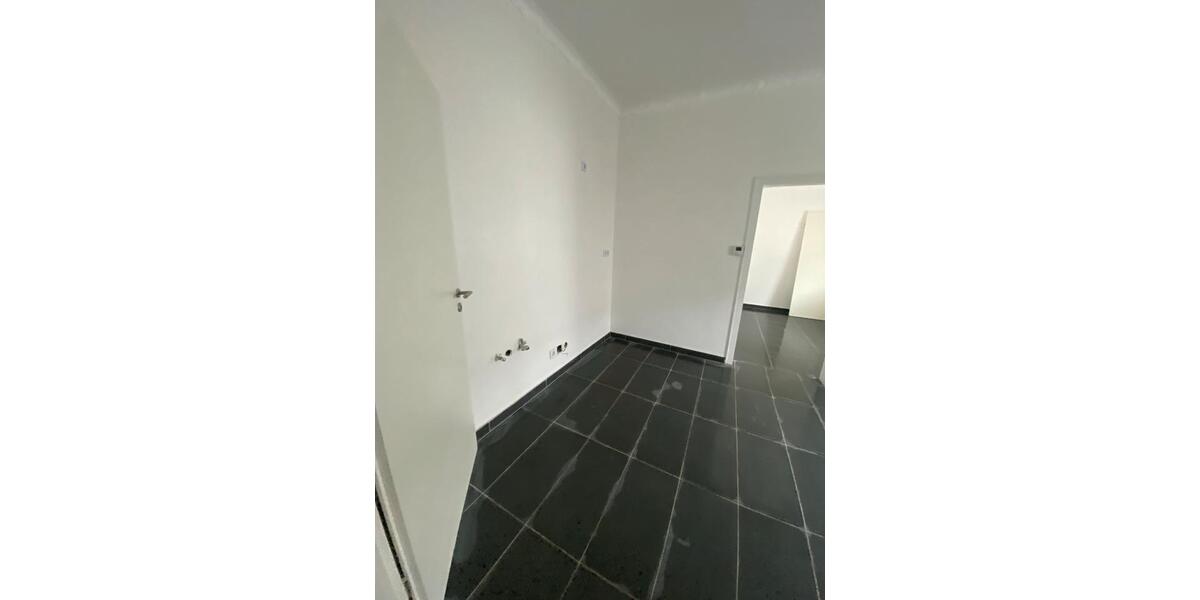 Reihenhaus Zweibrücken - 3 Zimmer, 115 m&sup2;, 1.300&euro; | Angebot:24791425
