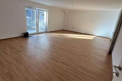 Wohnung zum Mieten in Homburg 1.280 € 121.76 m²