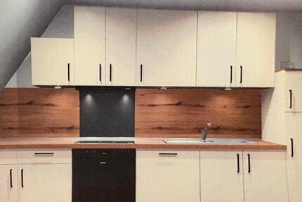 Mietwohnung (OG) im Zentrum Ihrhove *komplett renoviertsaniert* zimmer