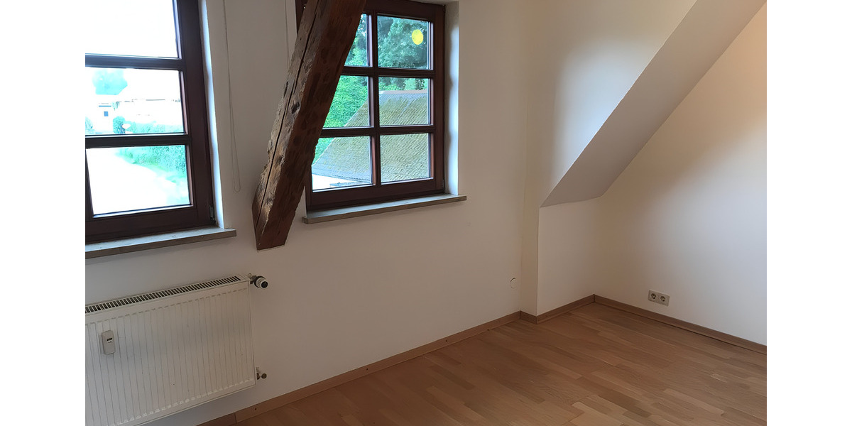 Helle 4-Zimmer-Wohnung ca. 95m²+Sonnenterrasse+ opt. mit Garten 4 zimmer