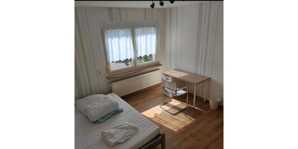 Wohnen auf Zeit Wolfenbüttel Ahlum - 4 Zimmer, 10 m&sup2;, 350&euro; | Angebot:24851550
