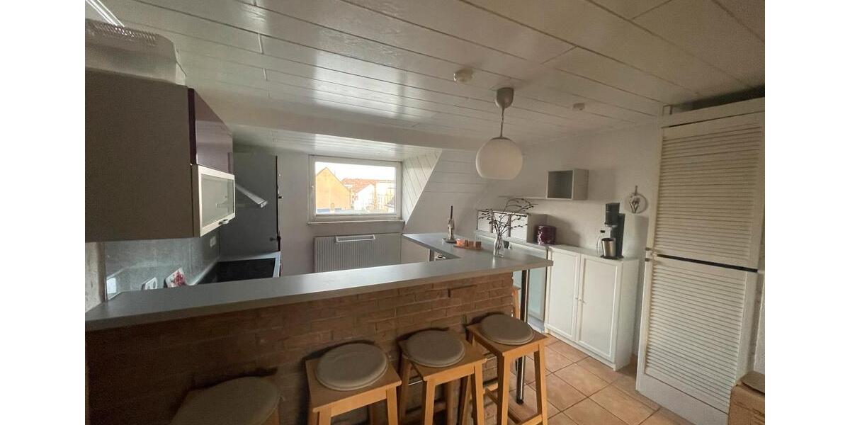 Dachgeschoßwohnung Duisburg Angerhausen - 3 Zimmer, 75 m&sup2;, 800&euro; | Angebot:25839779