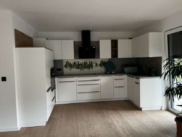 Etagenwohnung Augsburg Hochzoll - 2 Zimmer, 79 m&sup2;, 1.587&euro; | Angebot:27046071