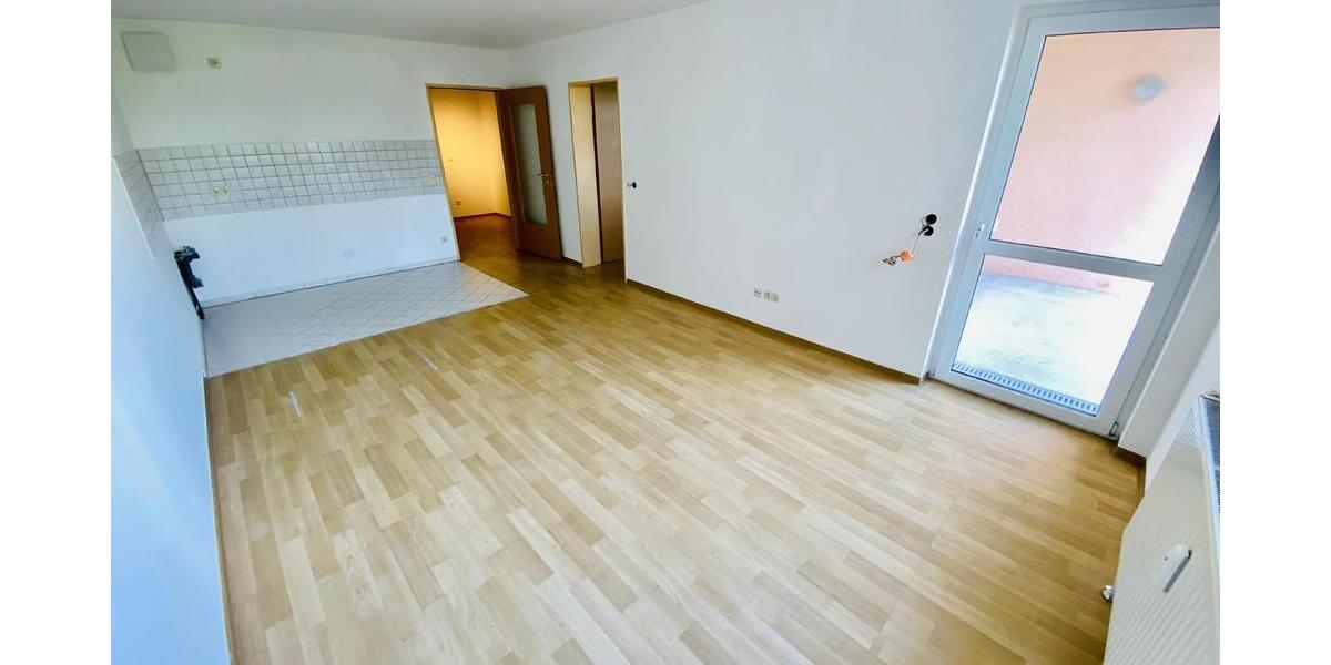 Süd-Balkon! 2-Raum Wohnung mit Dusche, Aufzug im Haus und Tiefgarage! - Etagenwohnung Gera Alt-Bieblach | Angebot:27119921
