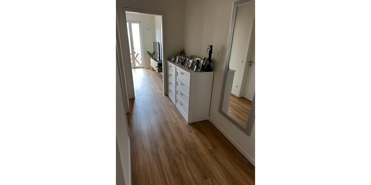 Wohnen auf Zeit Halle (Saale) - 3 Zimmer, 75 m&sup2;, 999&euro; | Angebot:25314122