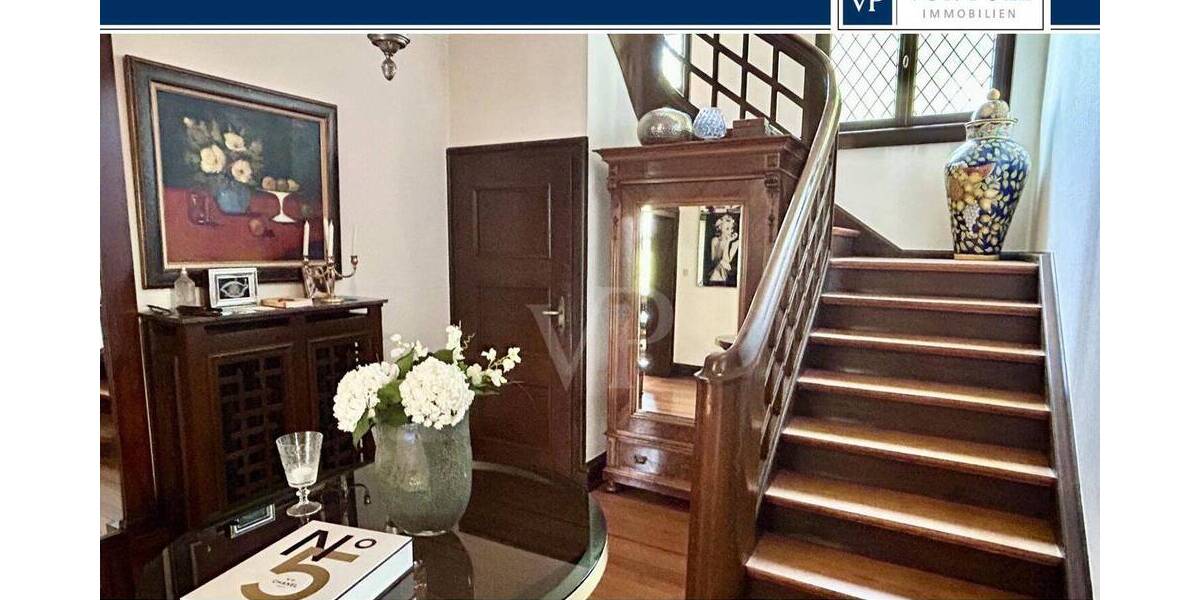 Exklusives Einfamilienhaus mit großzügigem Garten in begehrter Lage von Neuenheim 8 zimmer